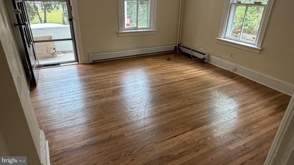 51 Moran Avenue - Photo 1