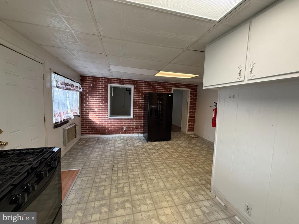 410 Middlesex Street - Photo 6