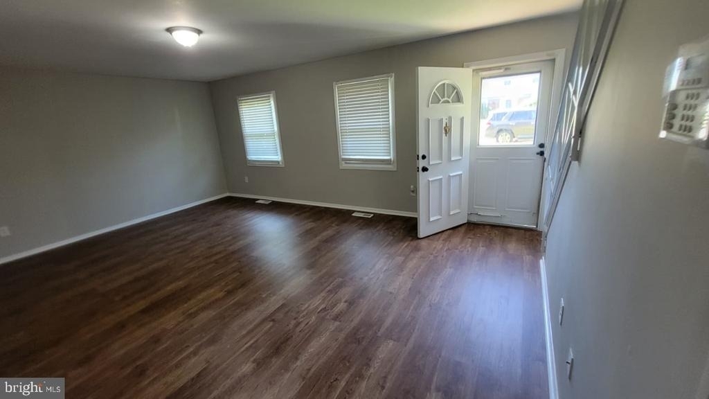 7 Maymont Lane - Photo 1