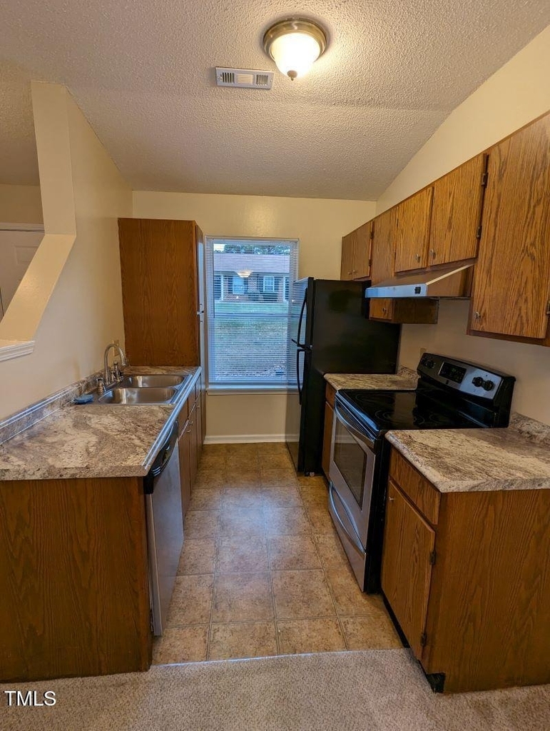 2616 Stewart Drive - Photo 10