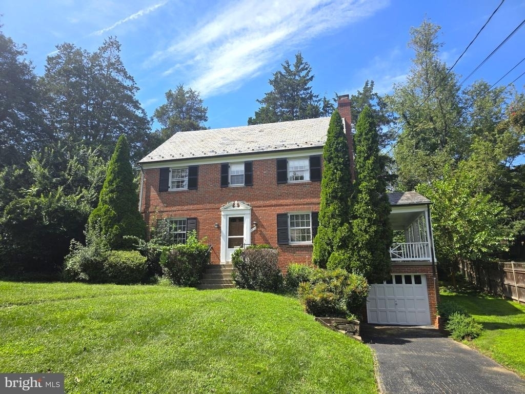 9422 Locust Hill Road - Photo 2