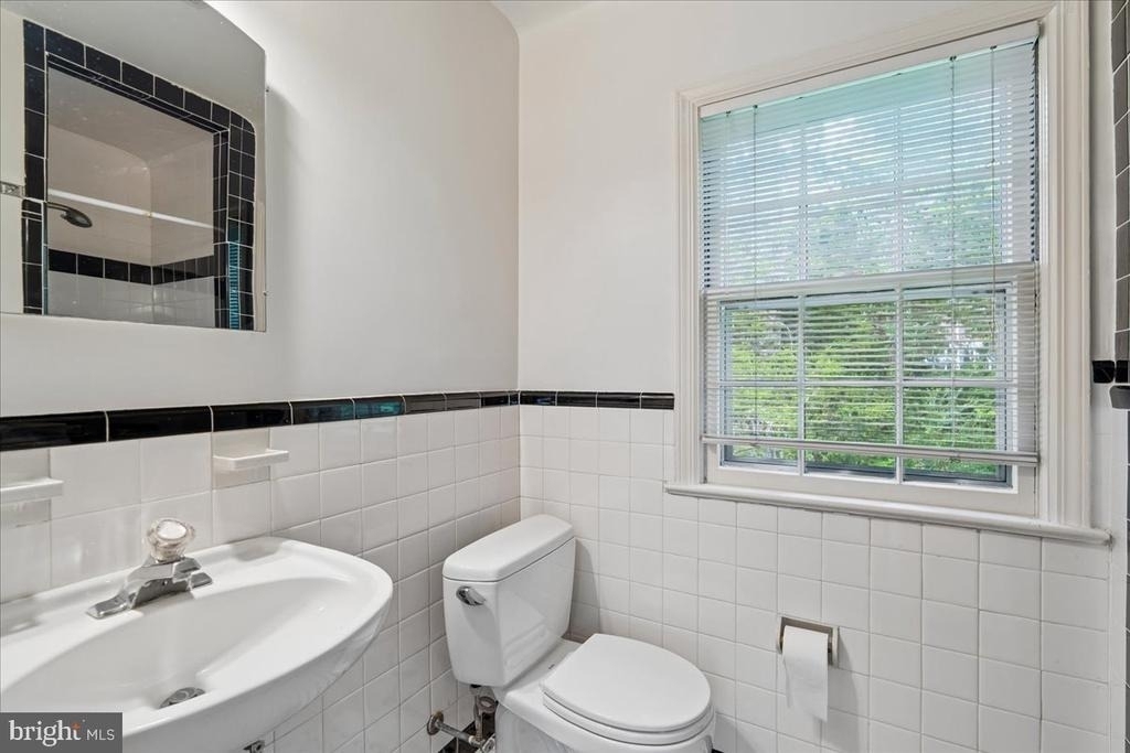 9422 Locust Hill Road - Photo 23