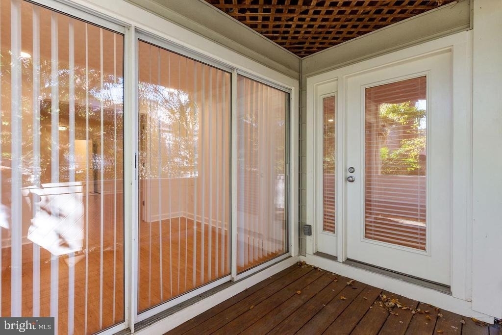 5801 Linden Square Court - Photo 19