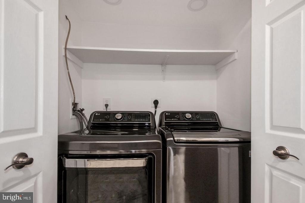 5801 Linden Square Court - Photo 17