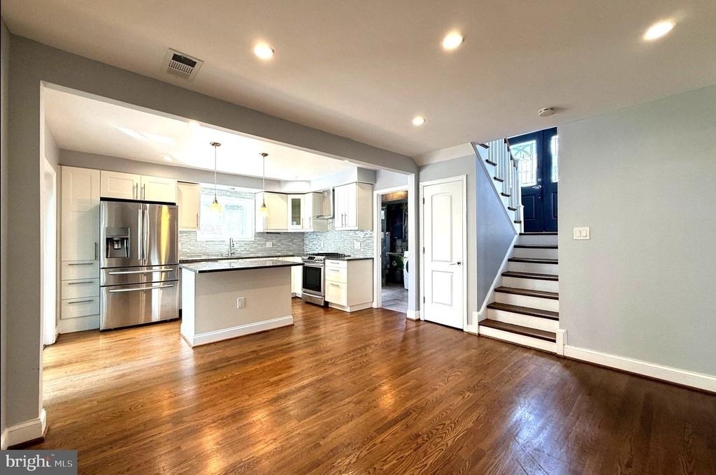 13807 Eastland Street - Photo 5