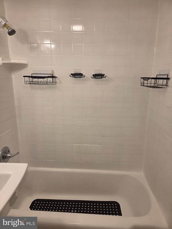 7420 Lakeview Dr - Photo 21