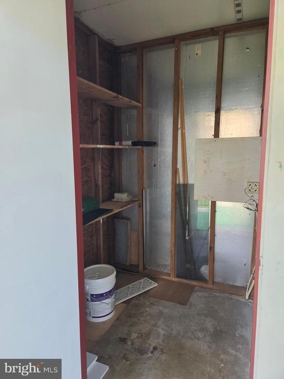 7420 Lakeview Dr - Photo 16