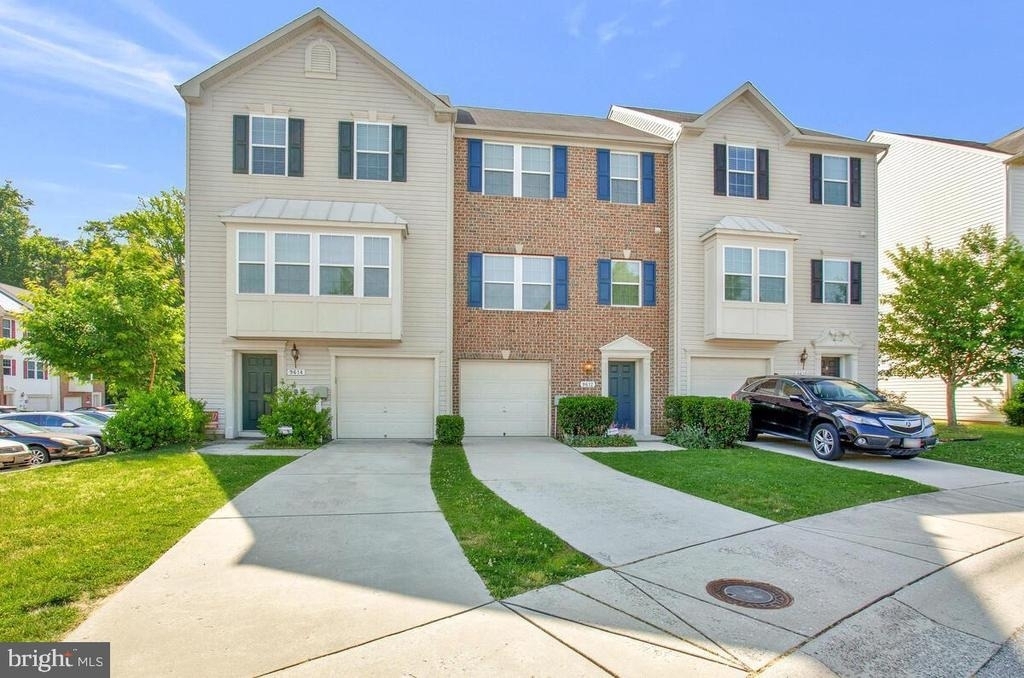 9612 Hammonds Overlook Court - Photo 2