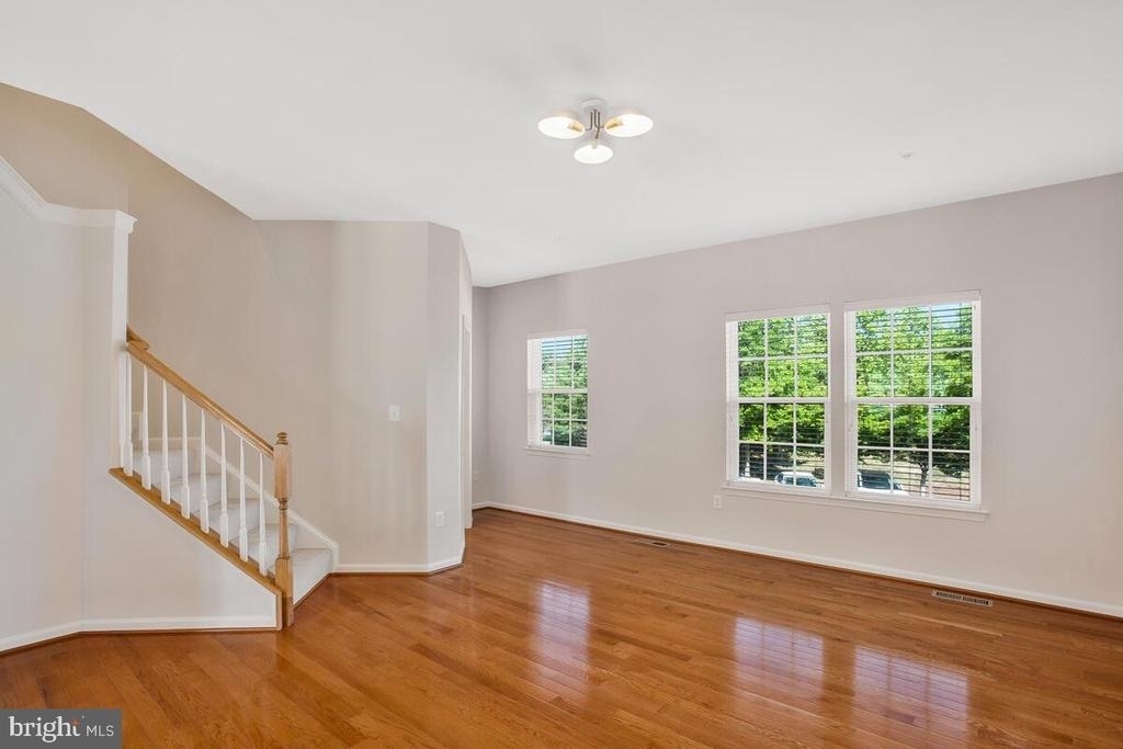9612 Hammonds Overlook Court - Photo 7