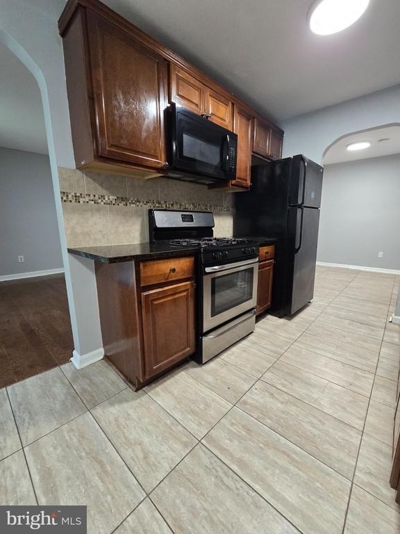 8727 Hayshed Lane - Photo 42