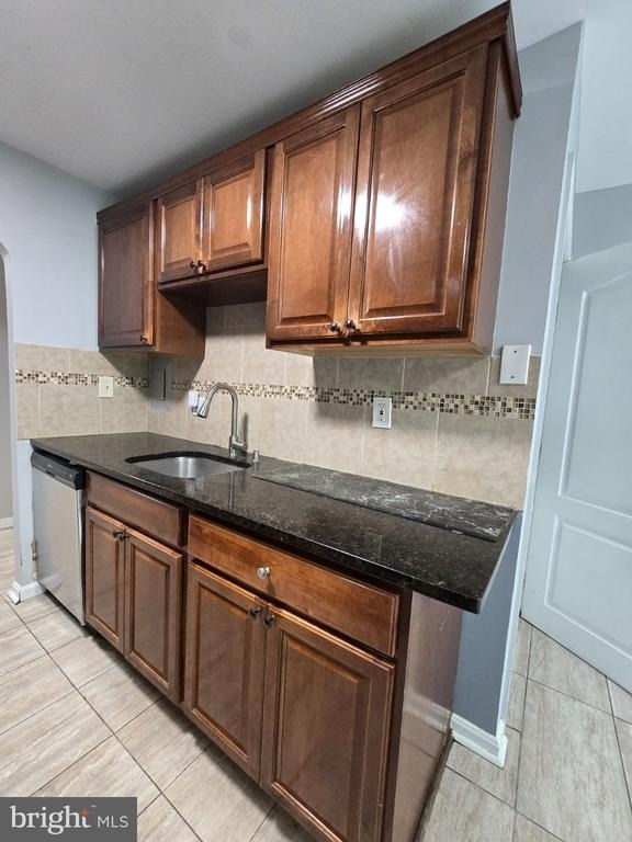 8727 Hayshed Lane - Photo 29