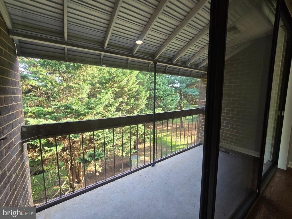 8727 Hayshed Lane - Photo 63