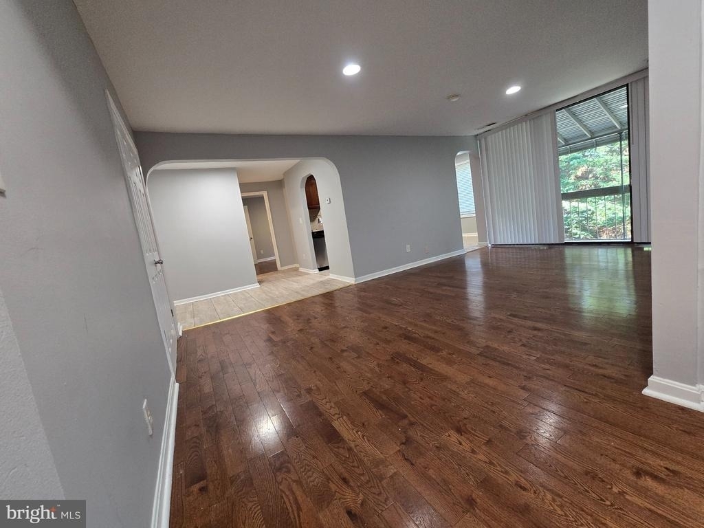 8727 Hayshed Lane - Photo 9