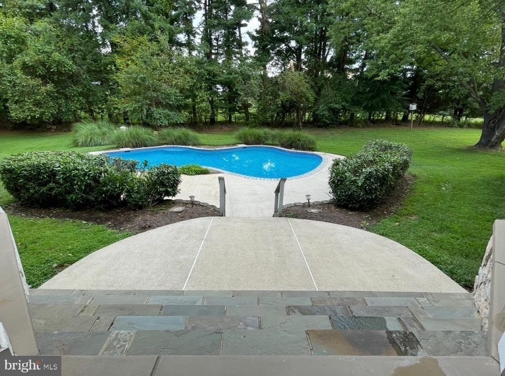 13385 Forsythe Road - Photo 17