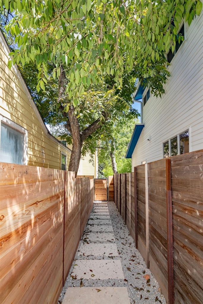 1012 W Milton St - Photo 13
