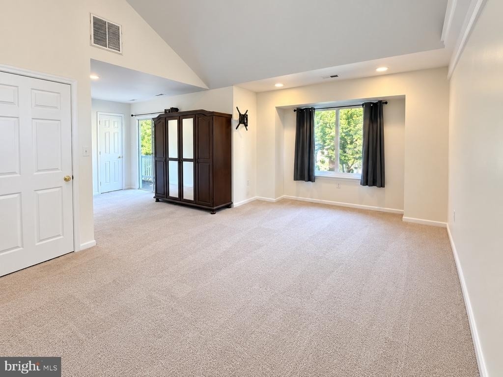 3328 North Avenue - Photo 11