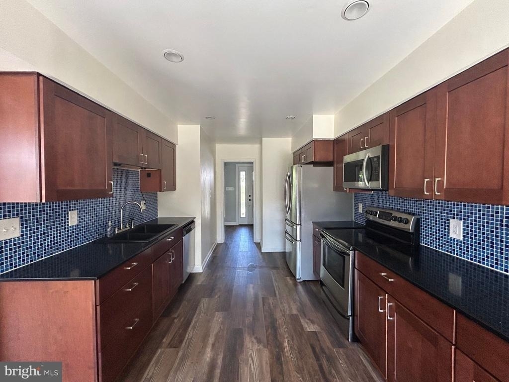 11 Pheasant Run Court - Photo 2