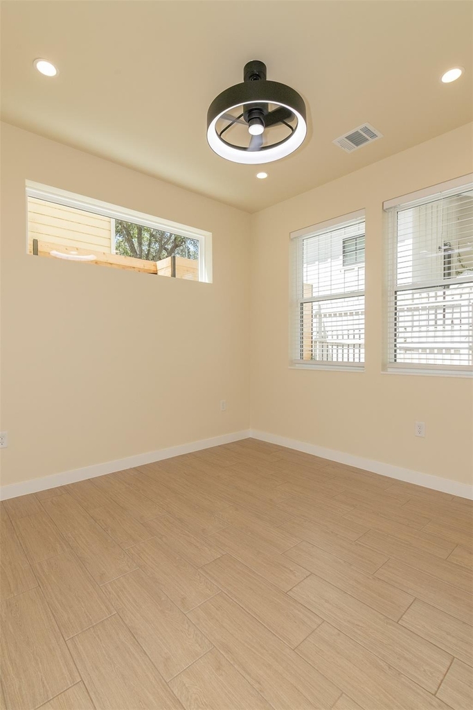 1012 W Milton St - Photo 8