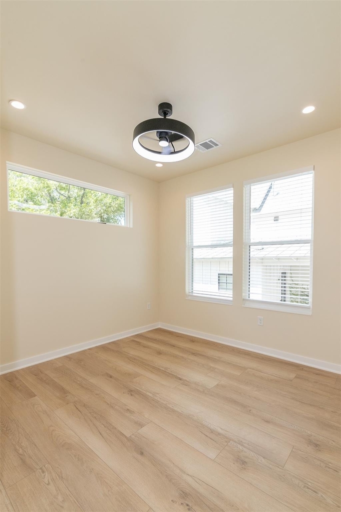 1012 W Milton St - Photo 5