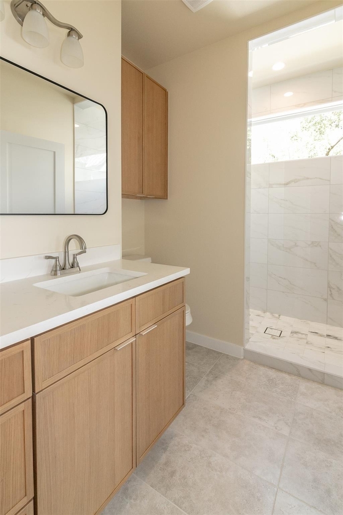 1012 W Milton St - Photo 1