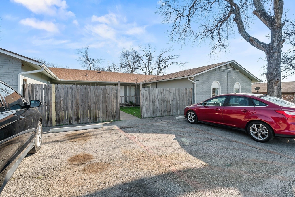 410 Old Thorndale Rd - Photo 2