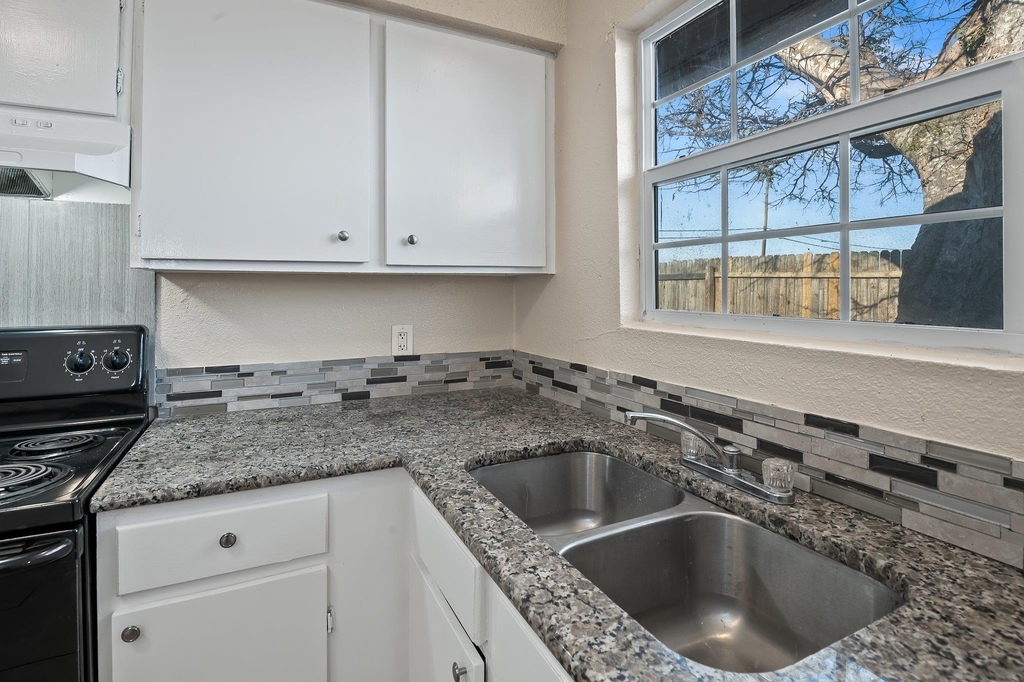 410 Old Thorndale Rd - Photo 17
