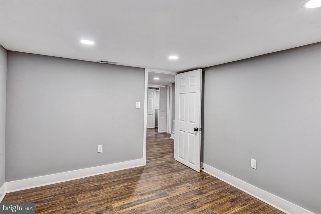 3015 Spaulding Avenue - Photo 7