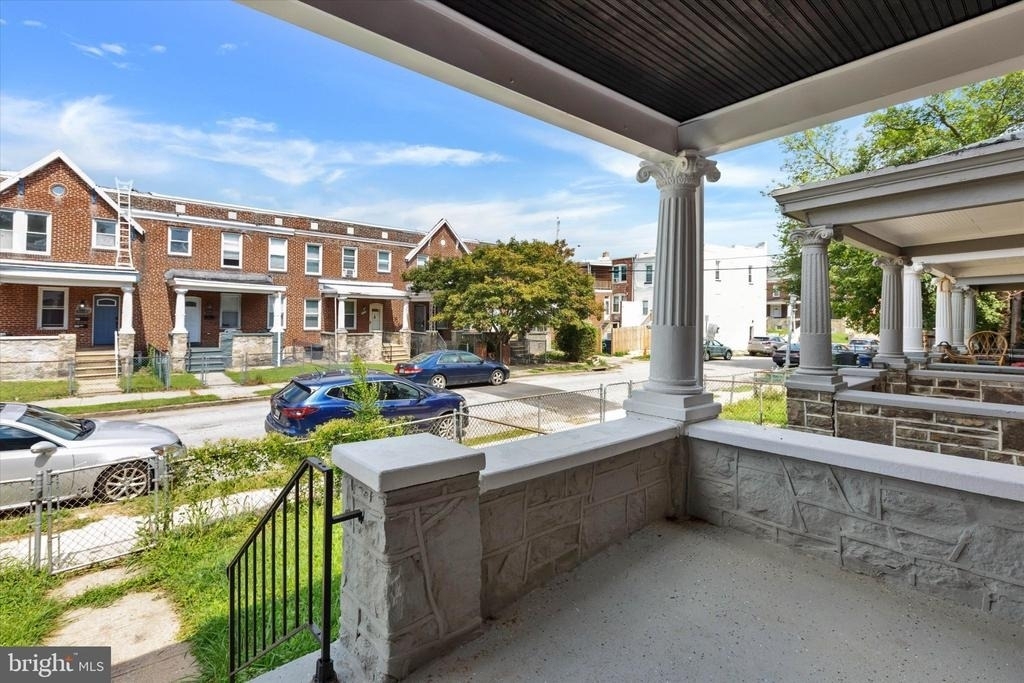 3015 Spaulding Avenue - Photo 4