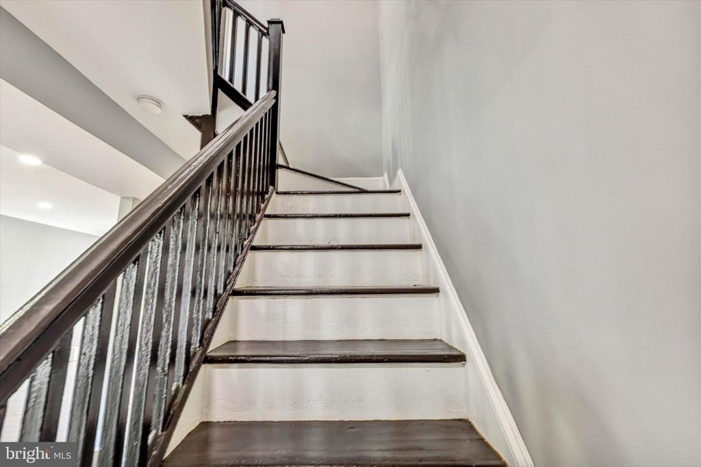 3015 Spaulding Avenue - Photo 14