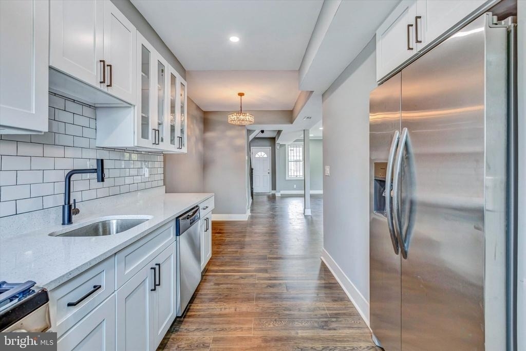 3015 Spaulding Avenue - Photo 13