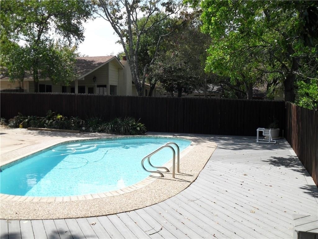4804 Greystone Dr - Photo 6