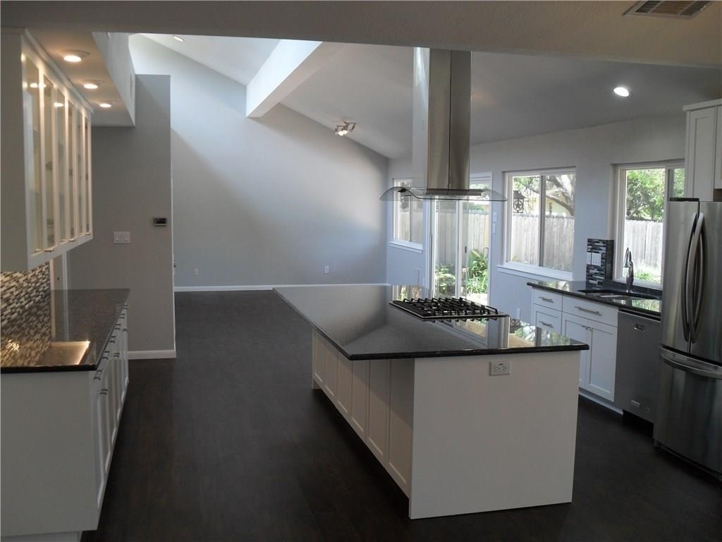 4804 Greystone Dr - Photo 13