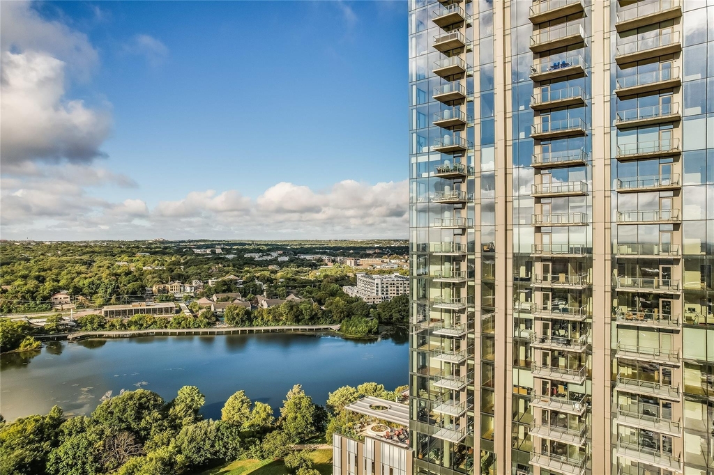 44 East Ave - Photo 27