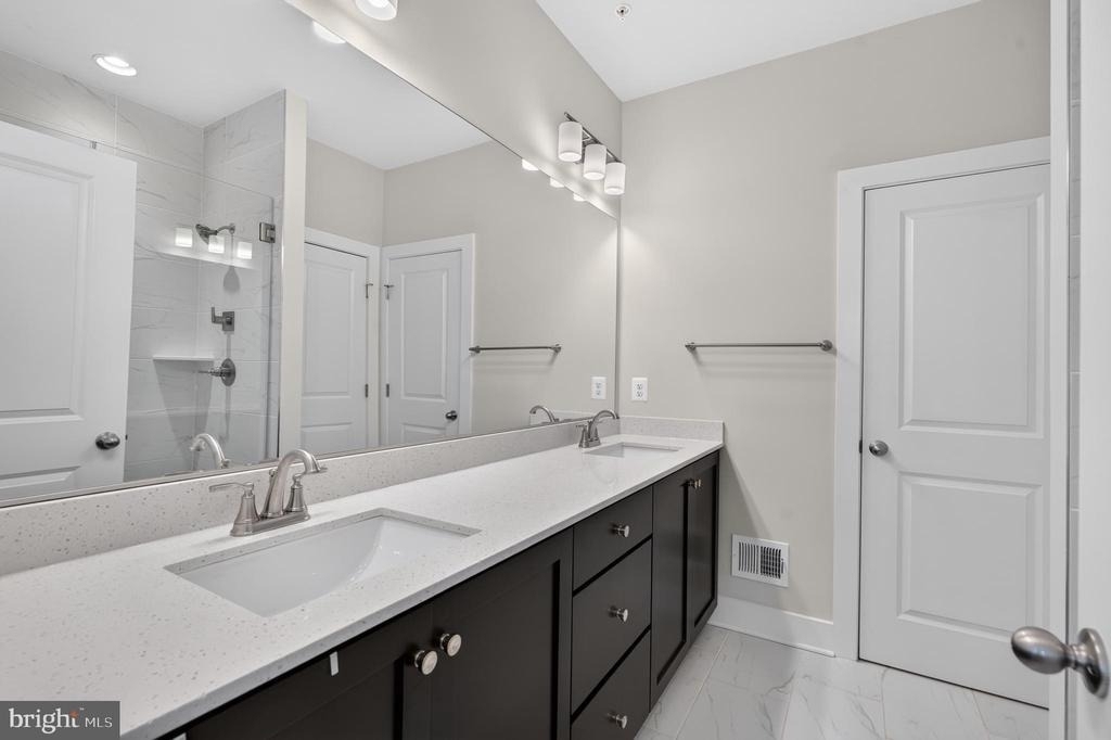 112 Glass Lane - Photo 43