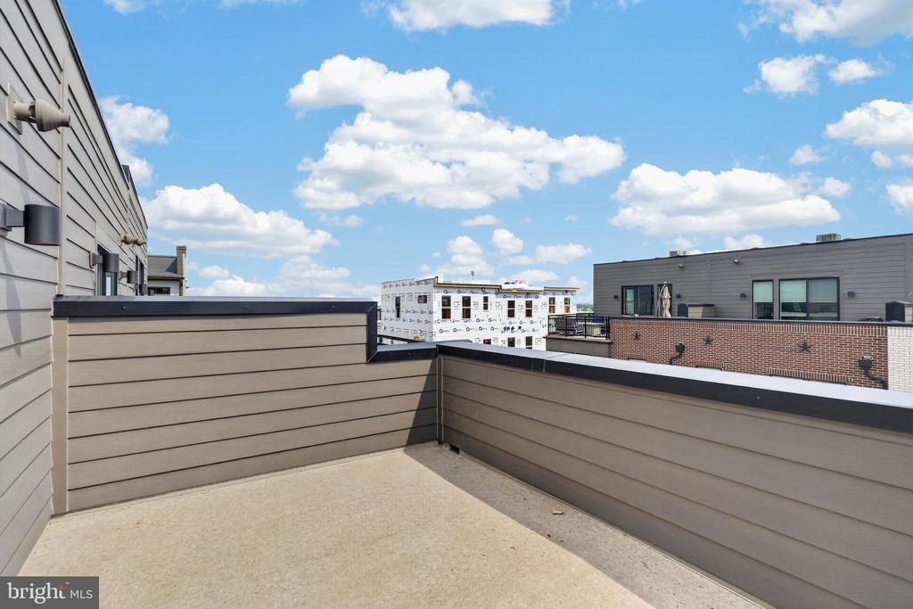 112 Glass Lane - Photo 18