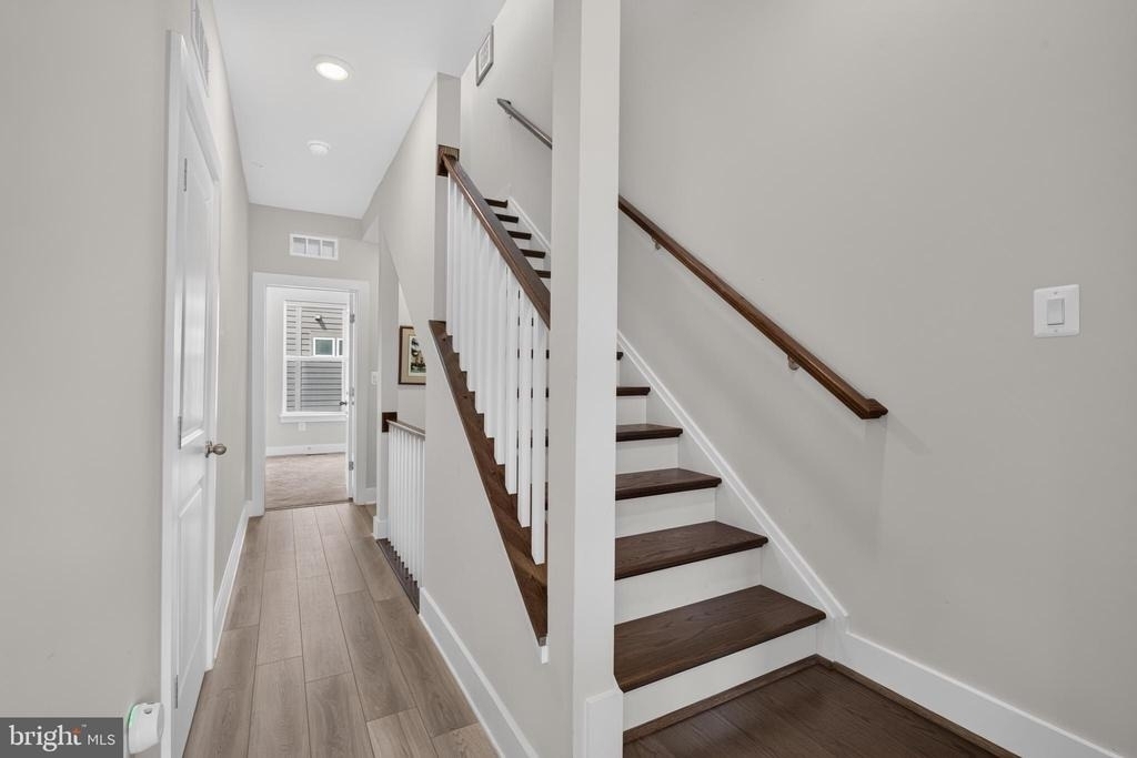112 Glass Lane - Photo 10