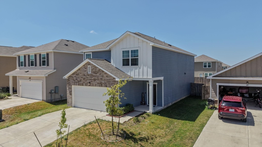 205 Waterbuck Loop - Photo 1