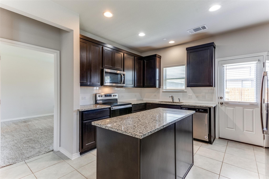 341 Trellis Blvd - Photo 9