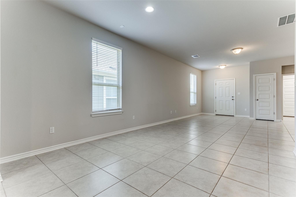 341 Trellis Blvd - Photo 5