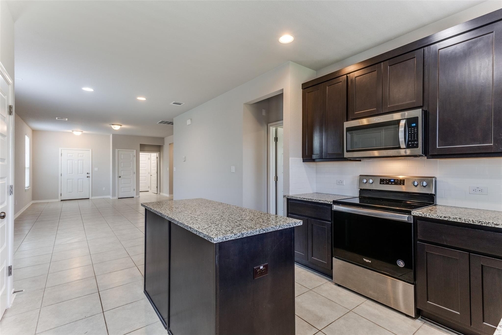 341 Trellis Blvd - Photo 12