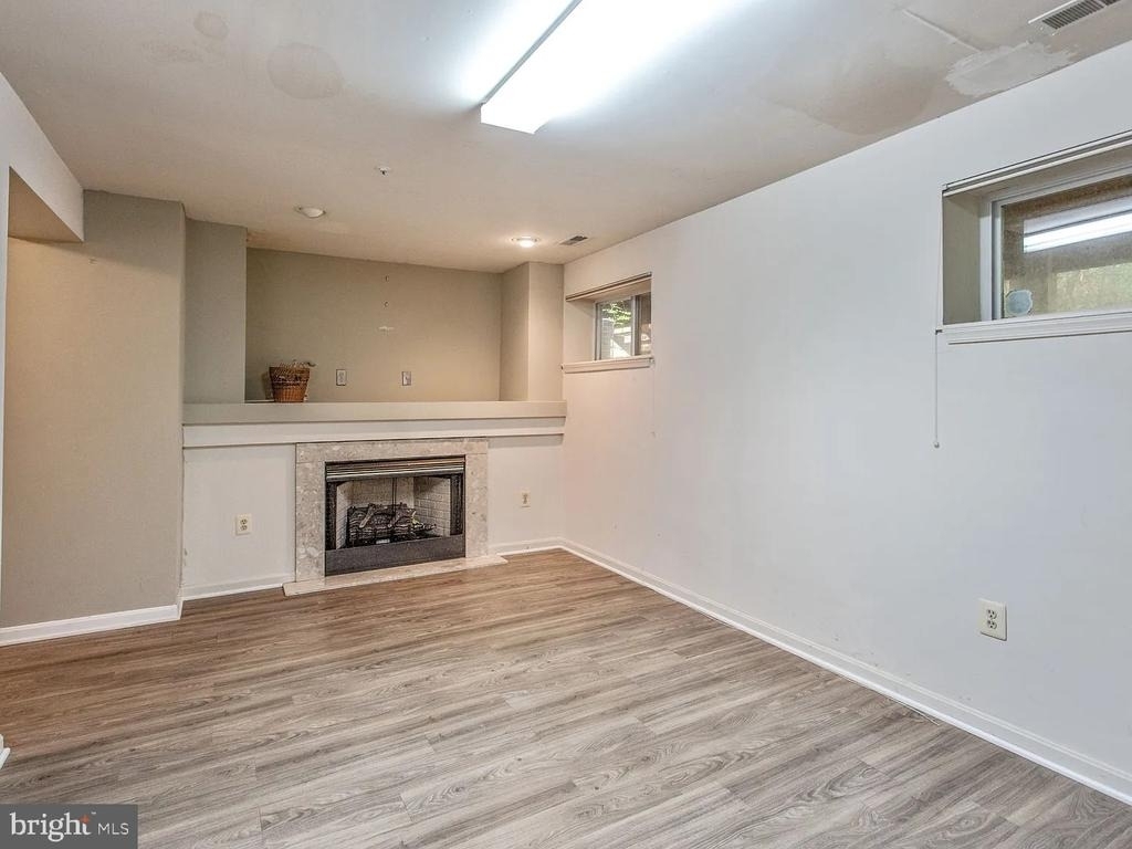 101 Quiet Waters Place - Photo 3