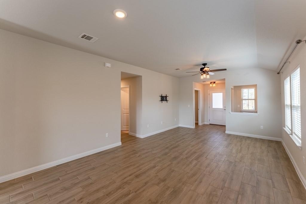 8209 Mckamy Dr - Photo 10
