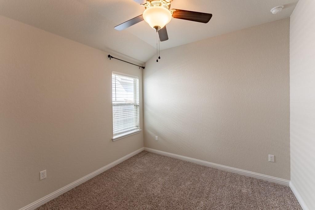 8209 Mckamy Dr - Photo 16