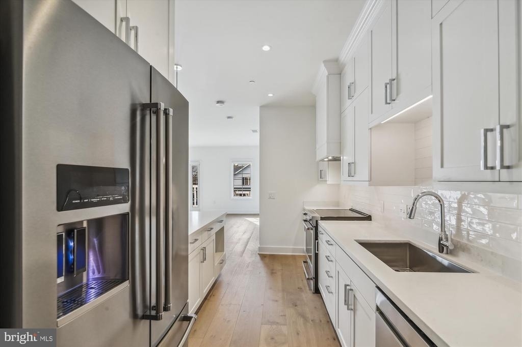 106 Annapolis Street - Photo 4