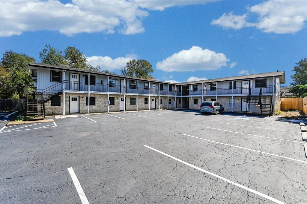 3703 Harmon Ave - Photo 9