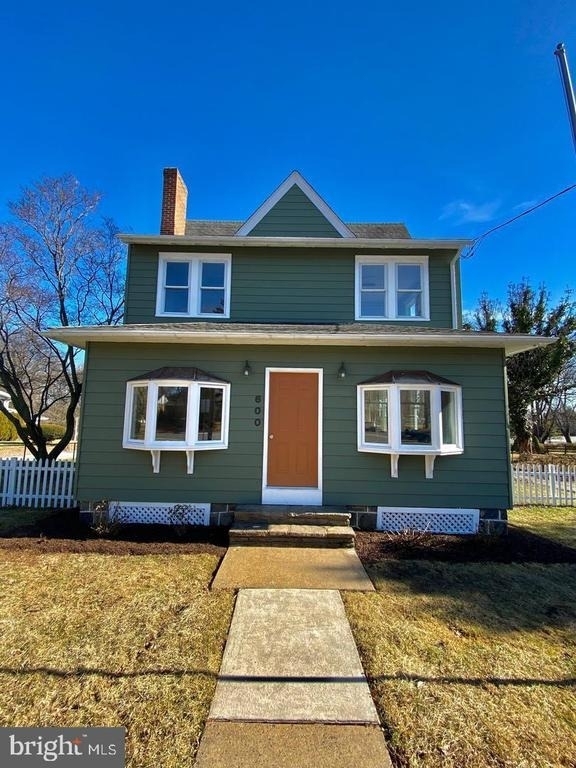 600 Foulk Road - Photo 0