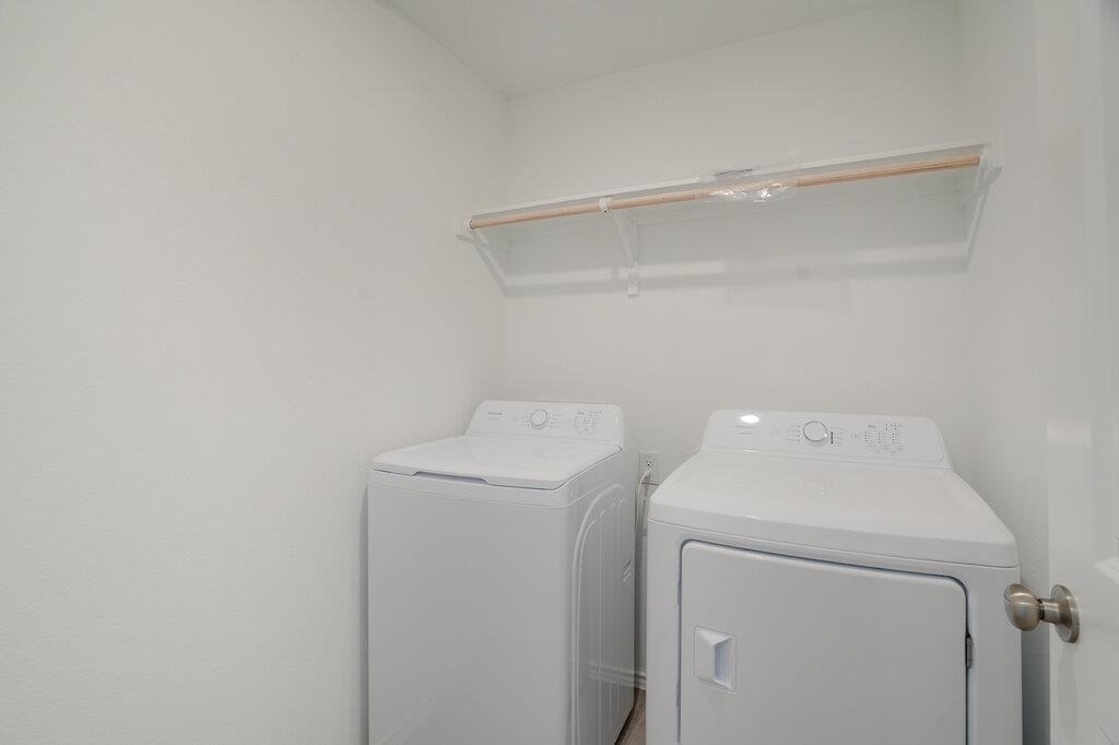 433 Whoopers Loop - Photo 18