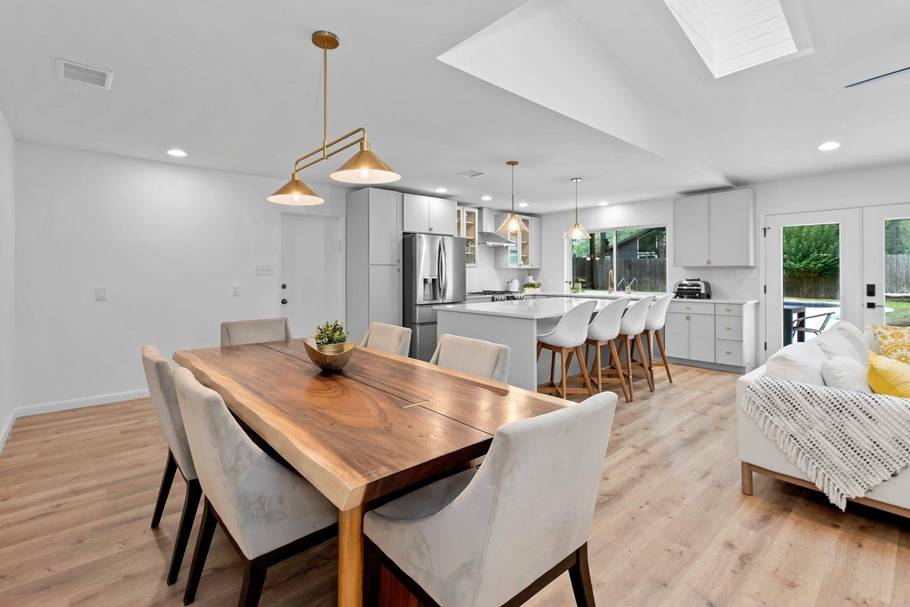 8806 Ridgehill Dr - Photo 13