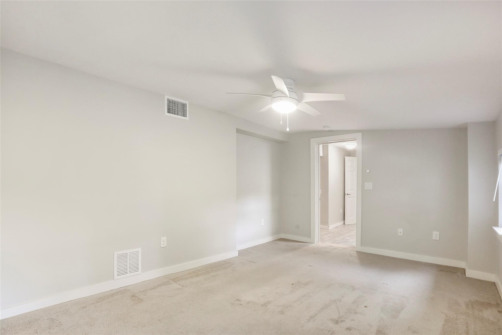 602 W Grady Dr - Photo 16