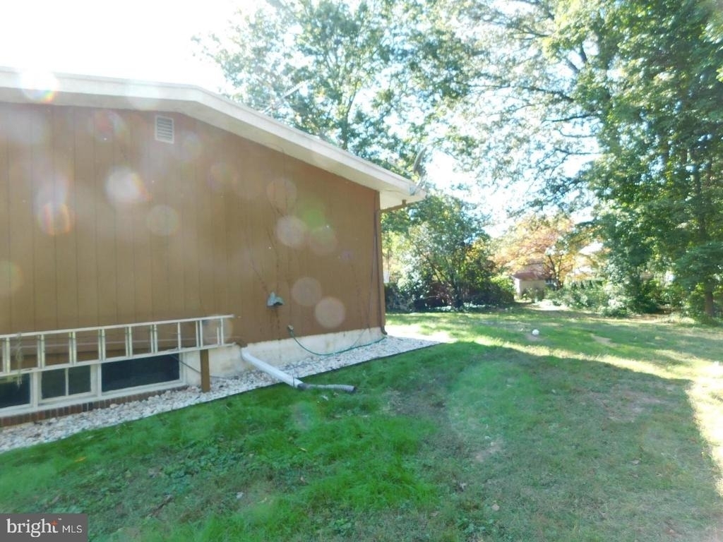 1242 S Governors Avenue - Photo 40